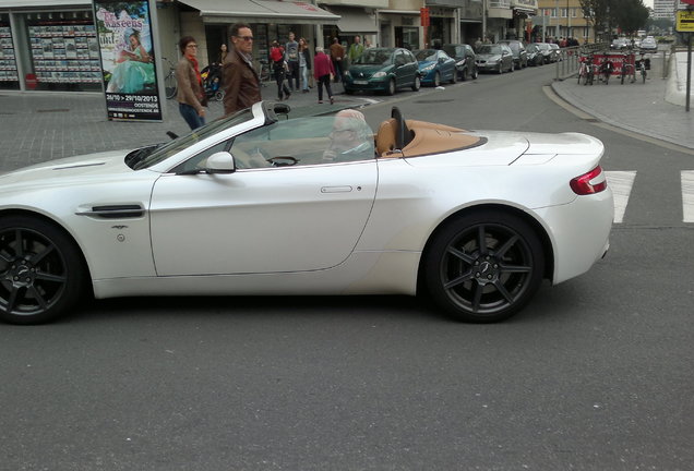 Aston Martin V8 Vantage Roadster