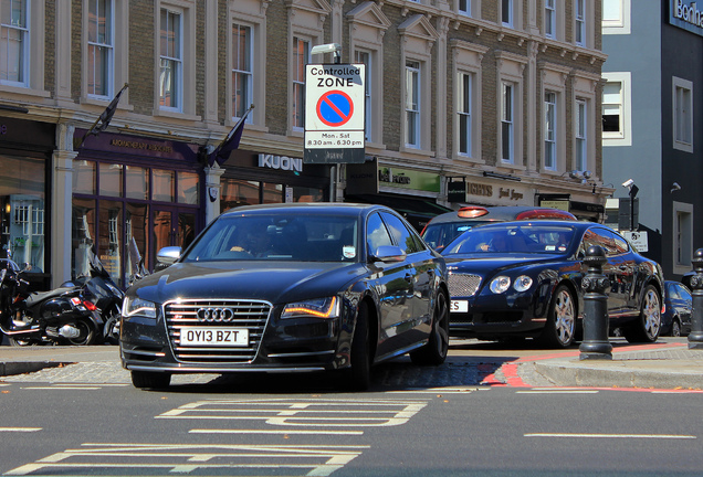 Audi S8 D4