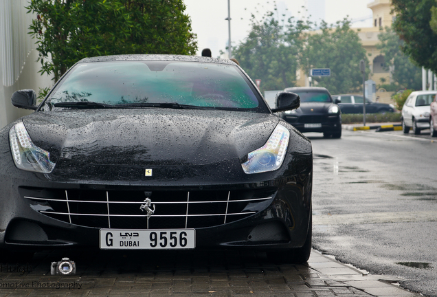 Ferrari FF