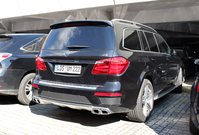 Mercedes-Benz GL 63 AMG X166