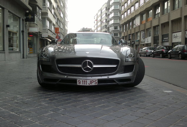 Mercedes-Benz SLS AMG