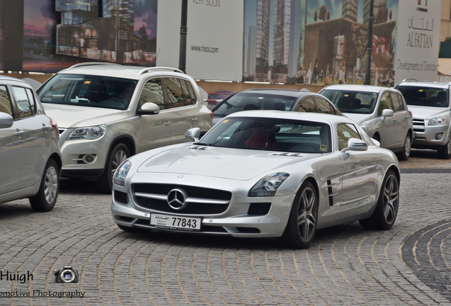 Mercedes-Benz SLS AMG