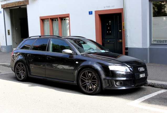 Audi RS4 Avant B7