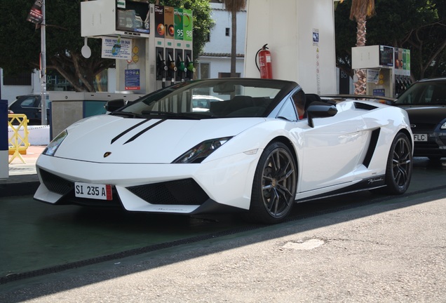 Lamborghini Gallardo LP570-4 Spyder Performante