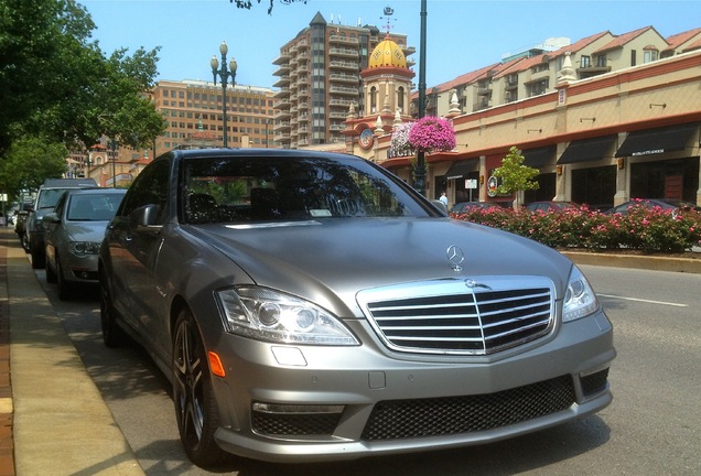 Mercedes-Benz S 63 AMG W221 2010