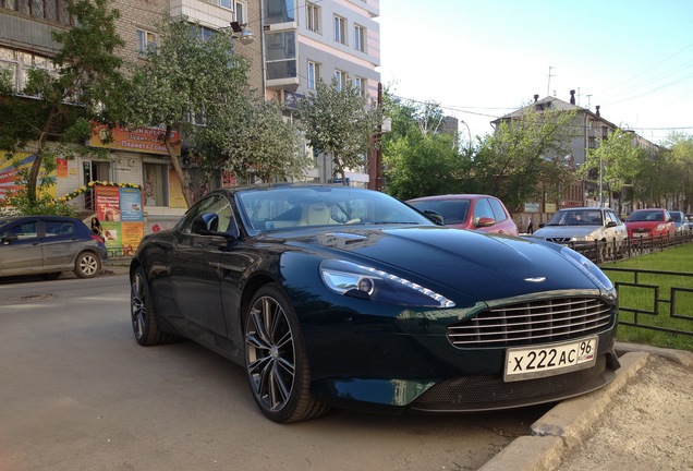 Aston Martin DB9 2013