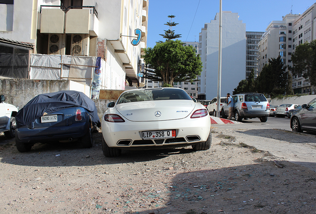 Mercedes-Benz SLS AMG