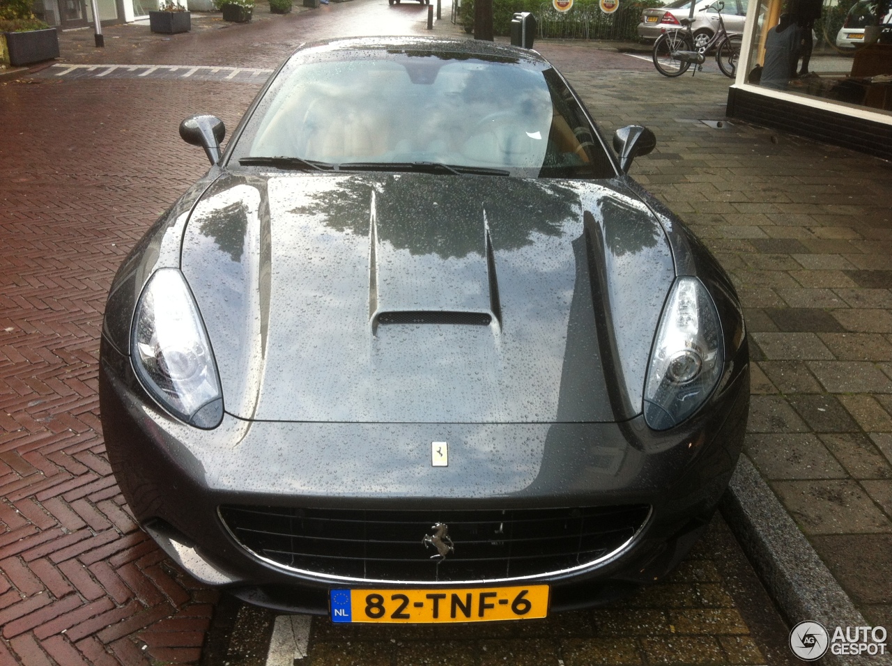 Ferrari California