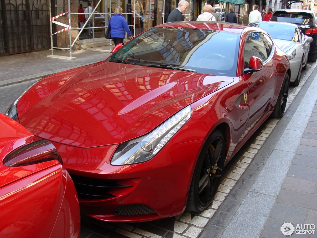 Ferrari FF