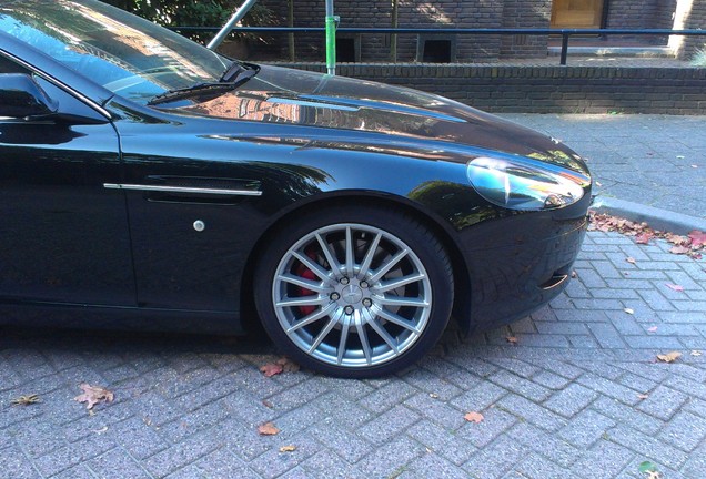 Aston Martin DB9 Volante