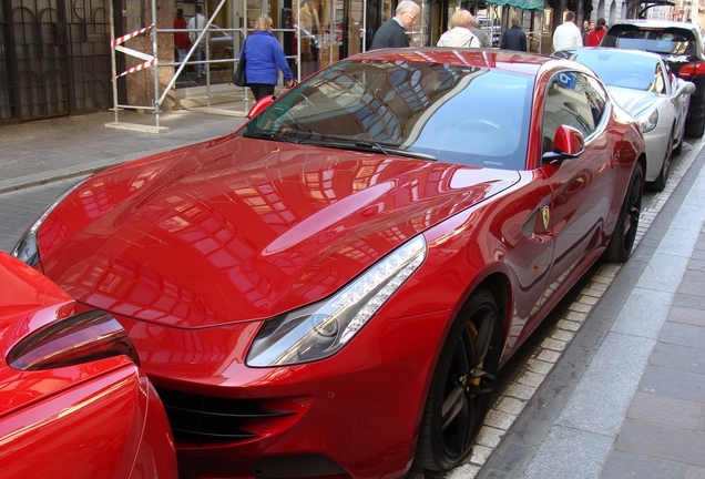 Ferrari FF