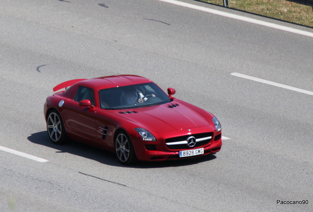 Mercedes-Benz SLS AMG