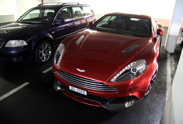 Aston Martin Vanquish 2013