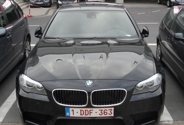 BMW M5 F10 2011