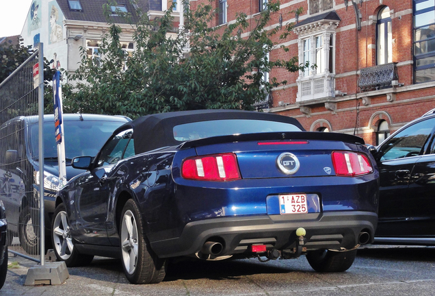 Ford Mustang GT Convertible 2011