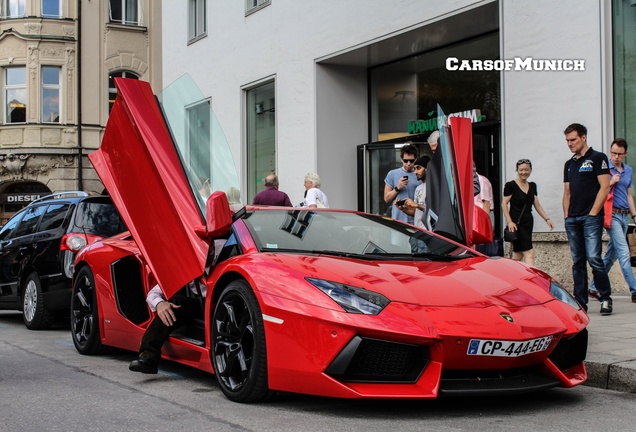 Lamborghini Aventador LP700-4