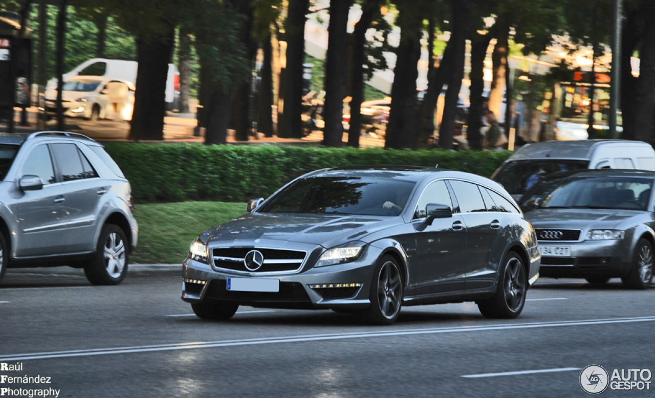 Mercedes-Benz CLS 63 AMG X218 Shooting Brake