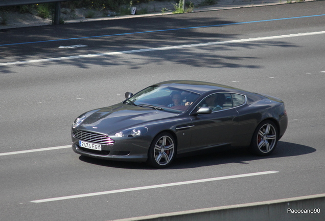 Aston Martin DB9