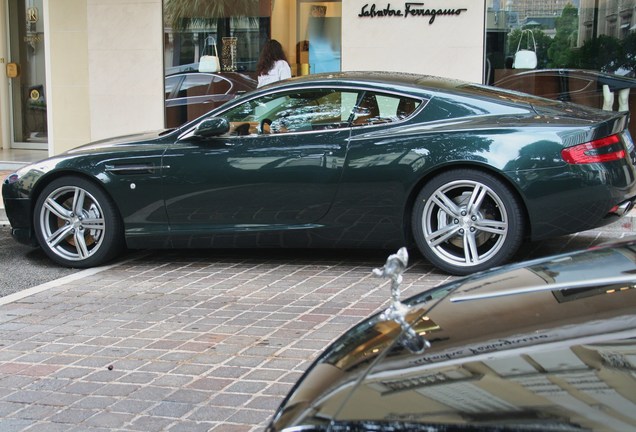Aston Martin DB9