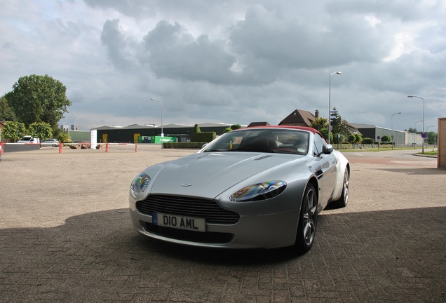 Aston Martin V8 Vantage Roadster