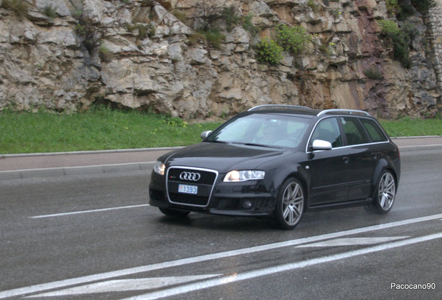 Audi RS4 Avant B7