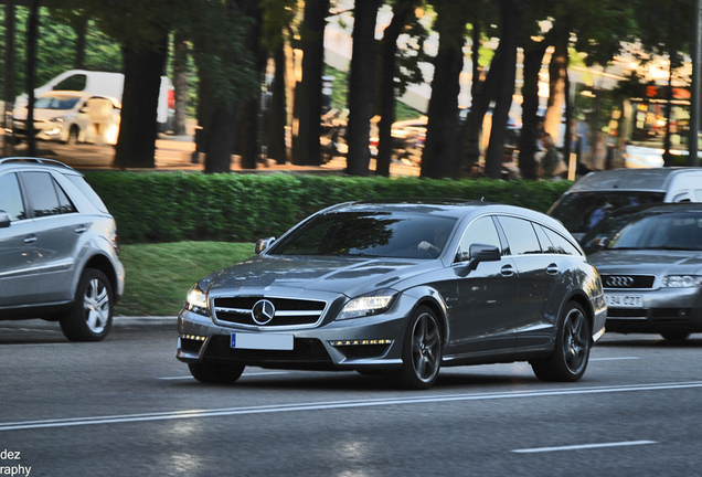 Mercedes-Benz CLS 63 AMG X218 Shooting Brake