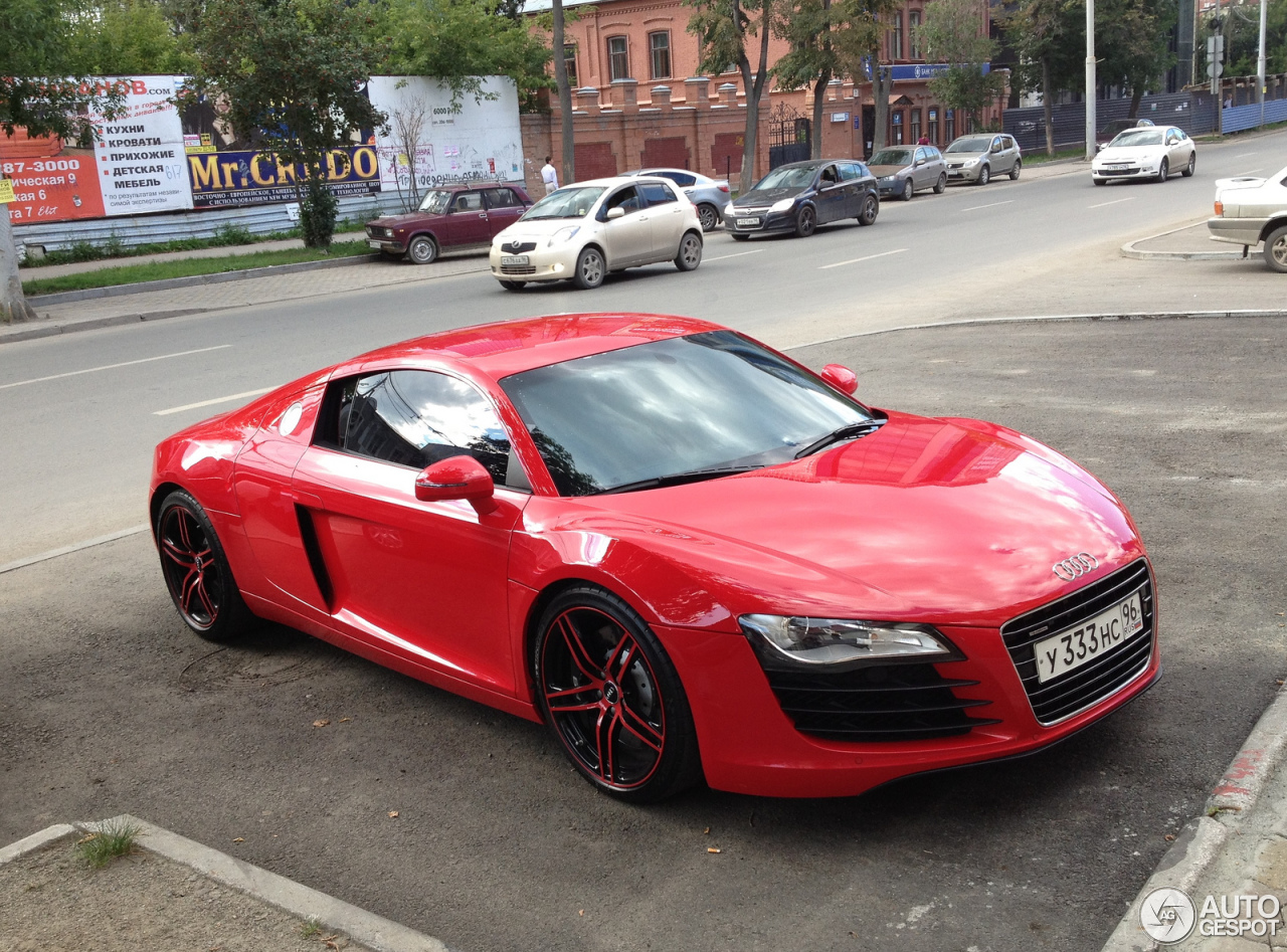 Audi R8