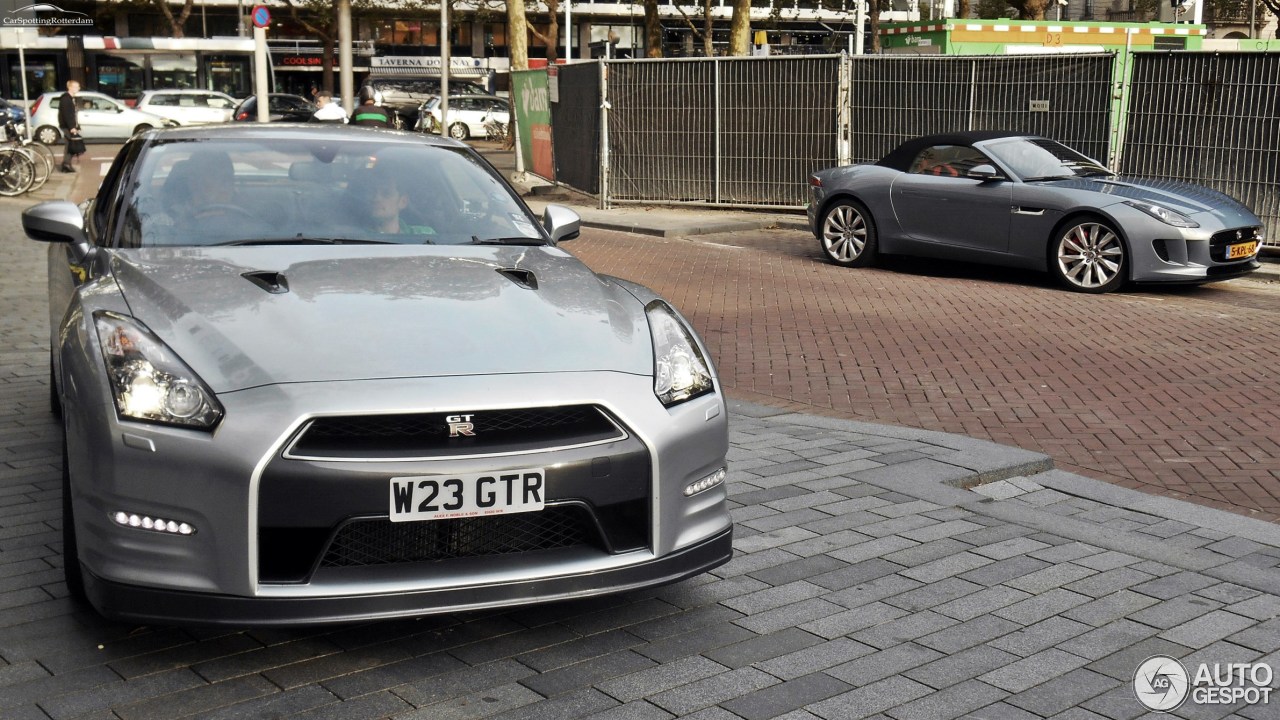 Jaguar F-TYPE S Convertible