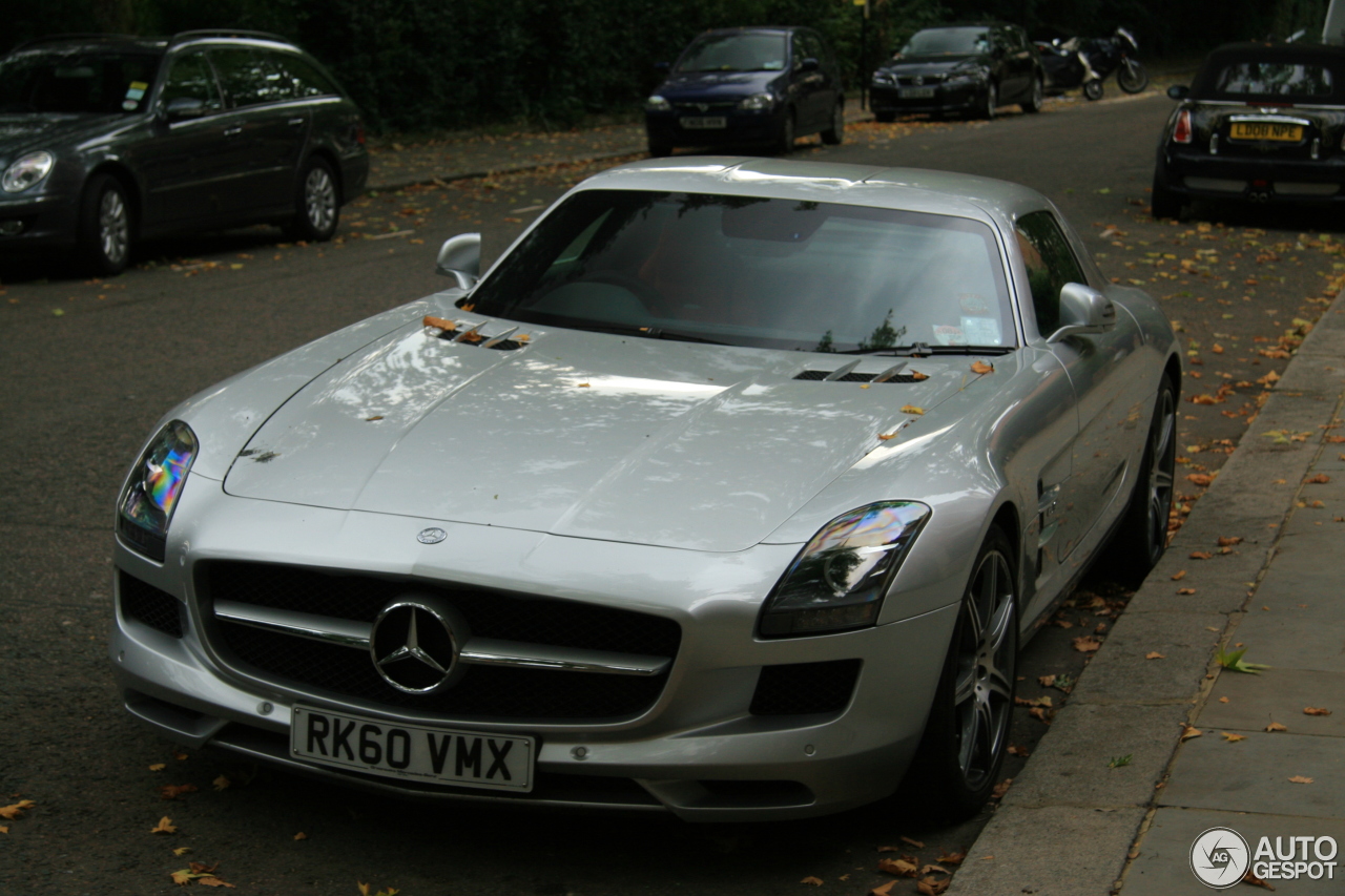 Mercedes-Benz SLS AMG