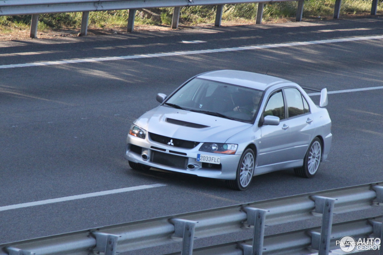 Mitsubishi Lancer Evolution IX MR