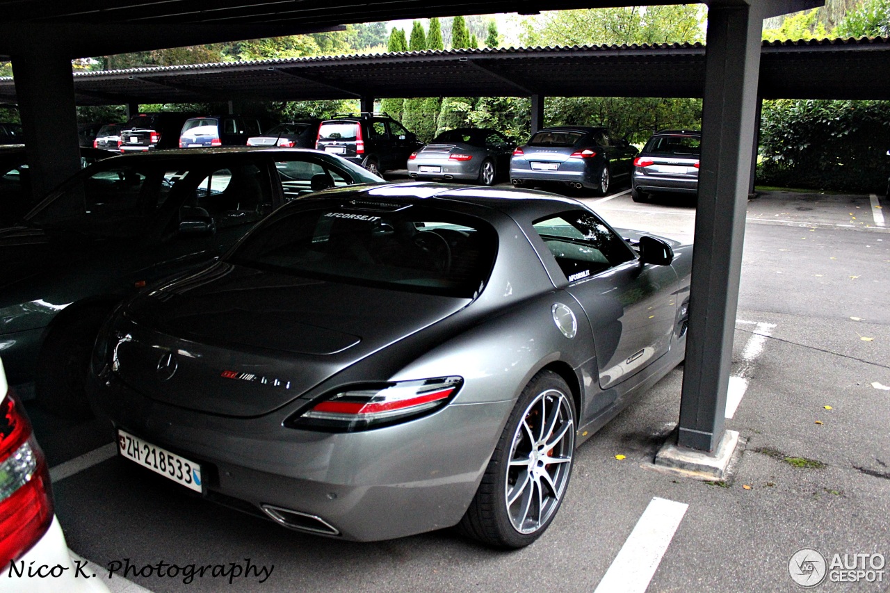 Mercedes-Benz SLS AMG GT