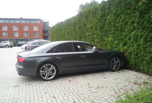 Audi S8 D4