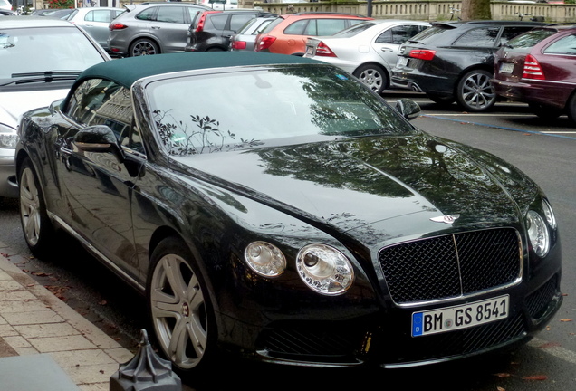 Bentley Continental GTC V8