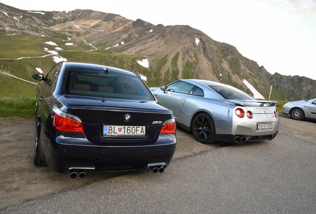 BMW M5 E60 2005