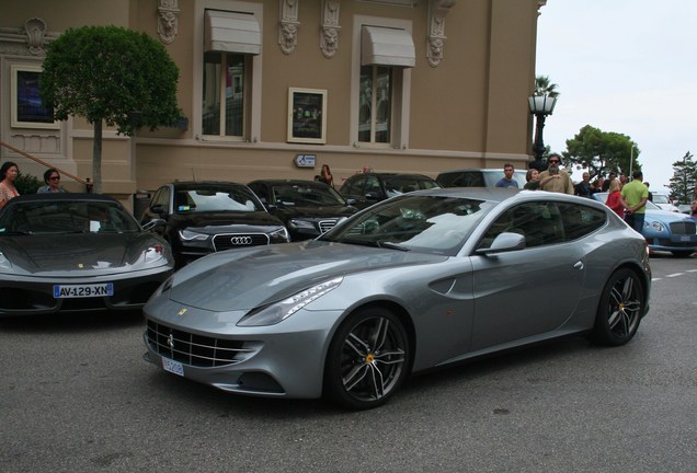 Ferrari FF