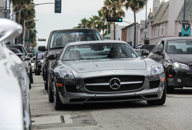 Mercedes-Benz SLS AMG