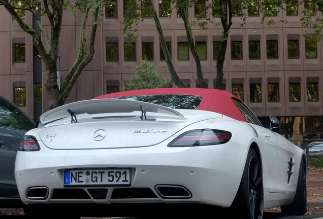 Mercedes-Benz SLS AMG GT Roadster