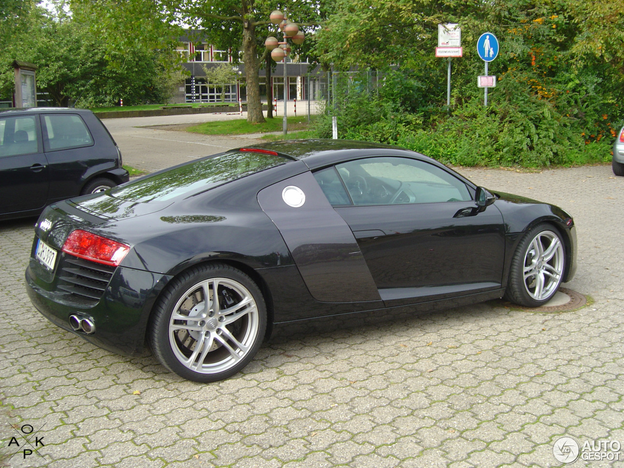 Audi R8