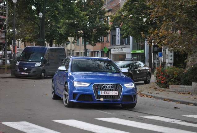 Audi RS4 Avant B8