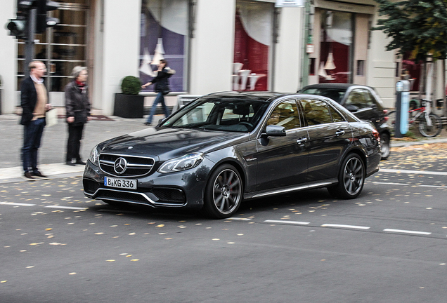 Mercedes-Benz E 63 AMG S W212