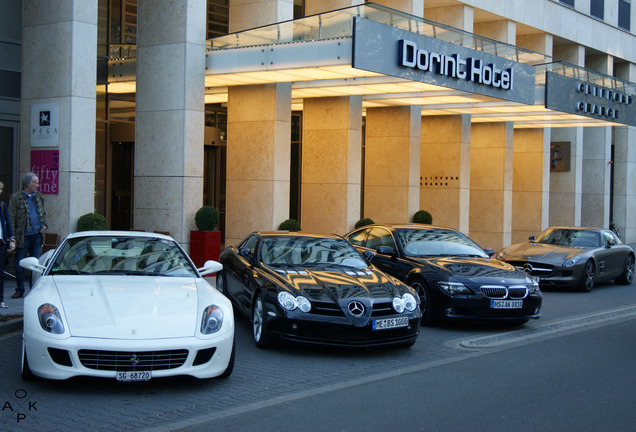 Mercedes-Benz SLS AMG