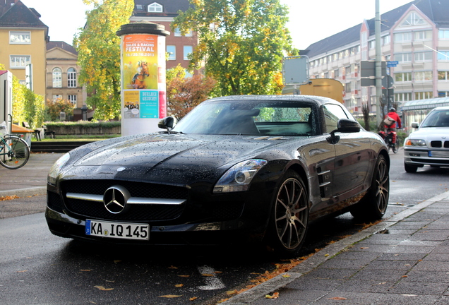 Mercedes-Benz SLS AMG