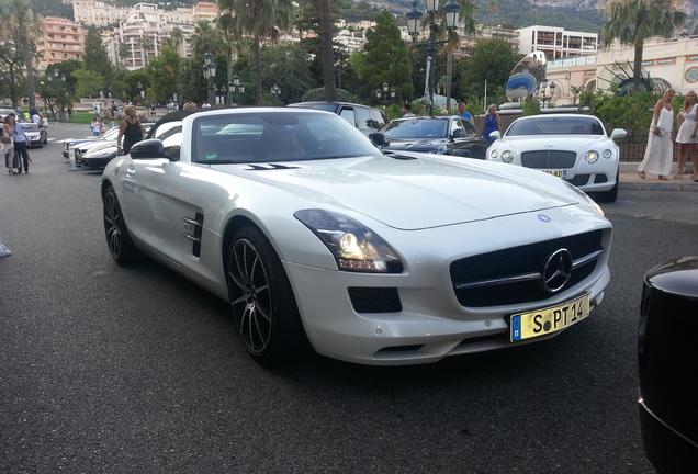 Mercedes-Benz SLS AMG GT Roadster