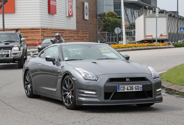 Nissan GT-R 2011