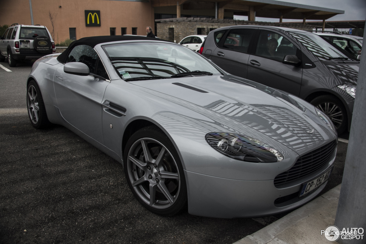 Aston Martin V8 Vantage Roadster