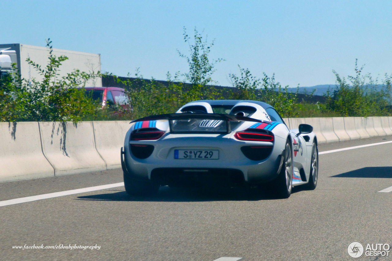 Porsche 918 Spyder Weissach Package