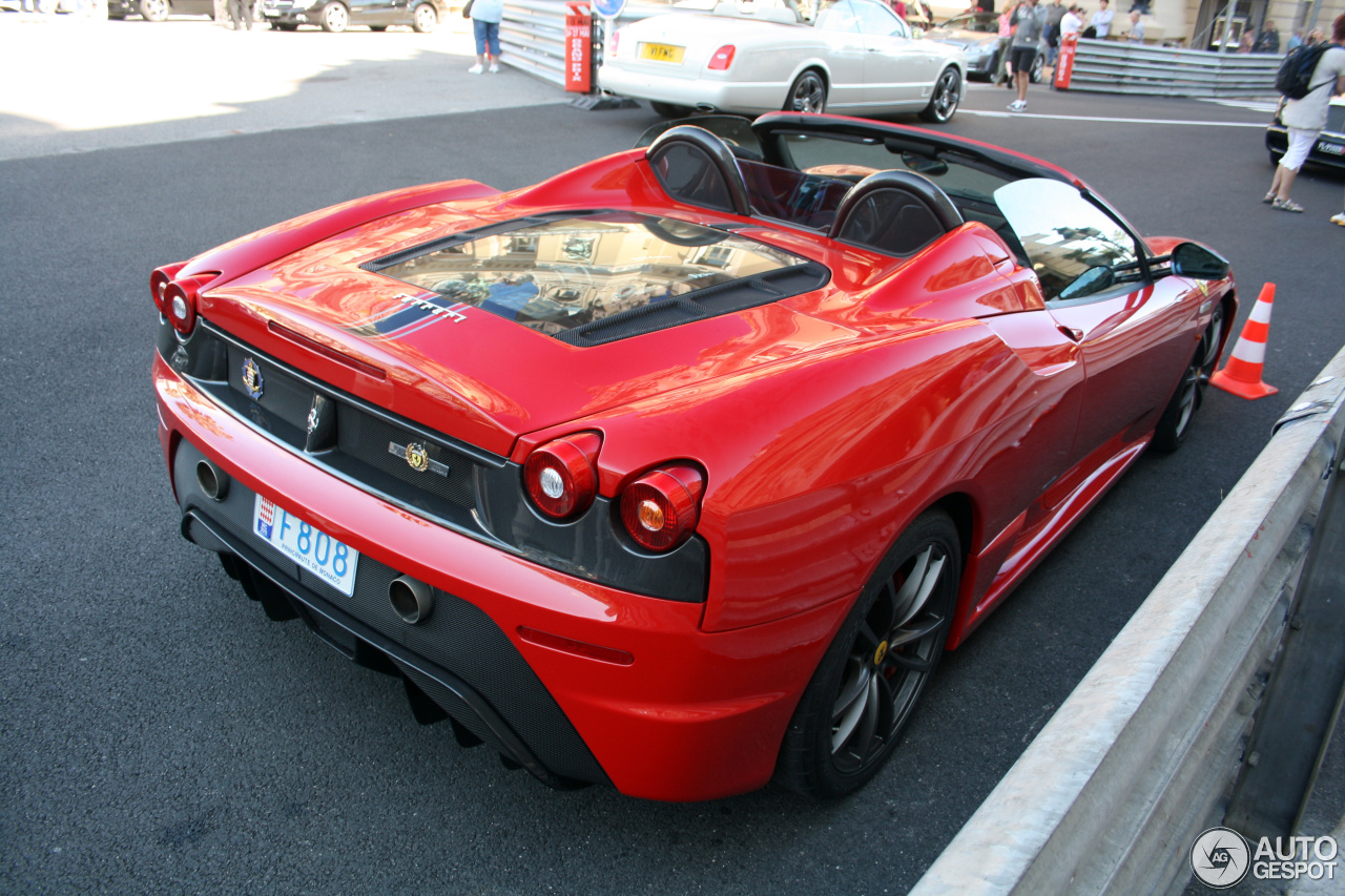 Ferrari Scuderia Spider 16M