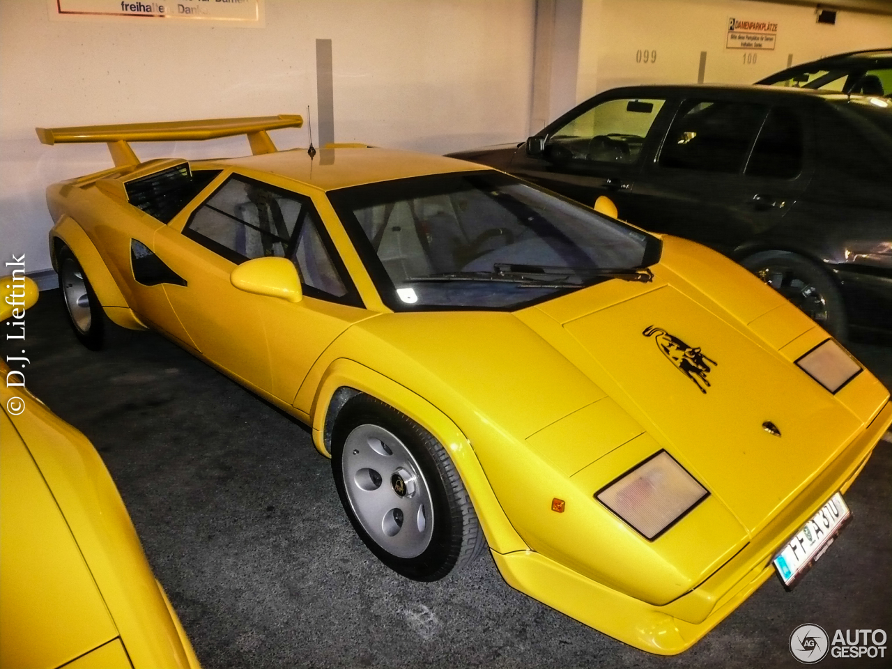 Lamborghini Countach 5000 Quattrovalvole