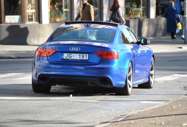 Audi RS5 B8 2012