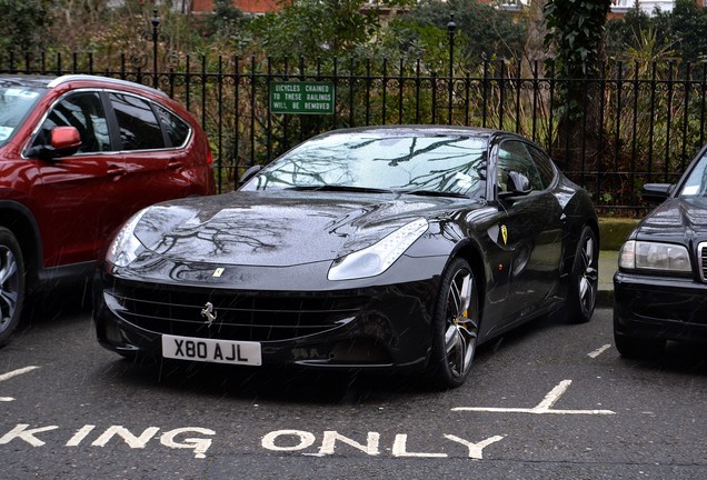 Ferrari FF